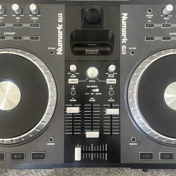 Numark iDJ3 - Picture 5 of 6